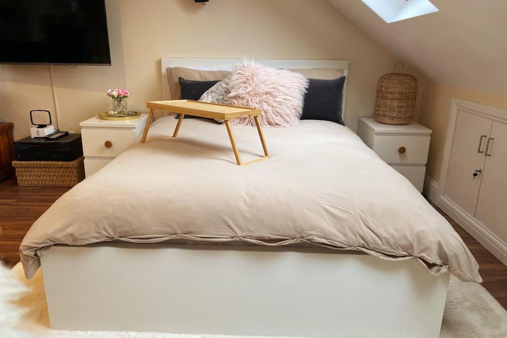 Luxury 4 Bed 2 Bath House With Garden Near Wimbledon Ferienhaus London